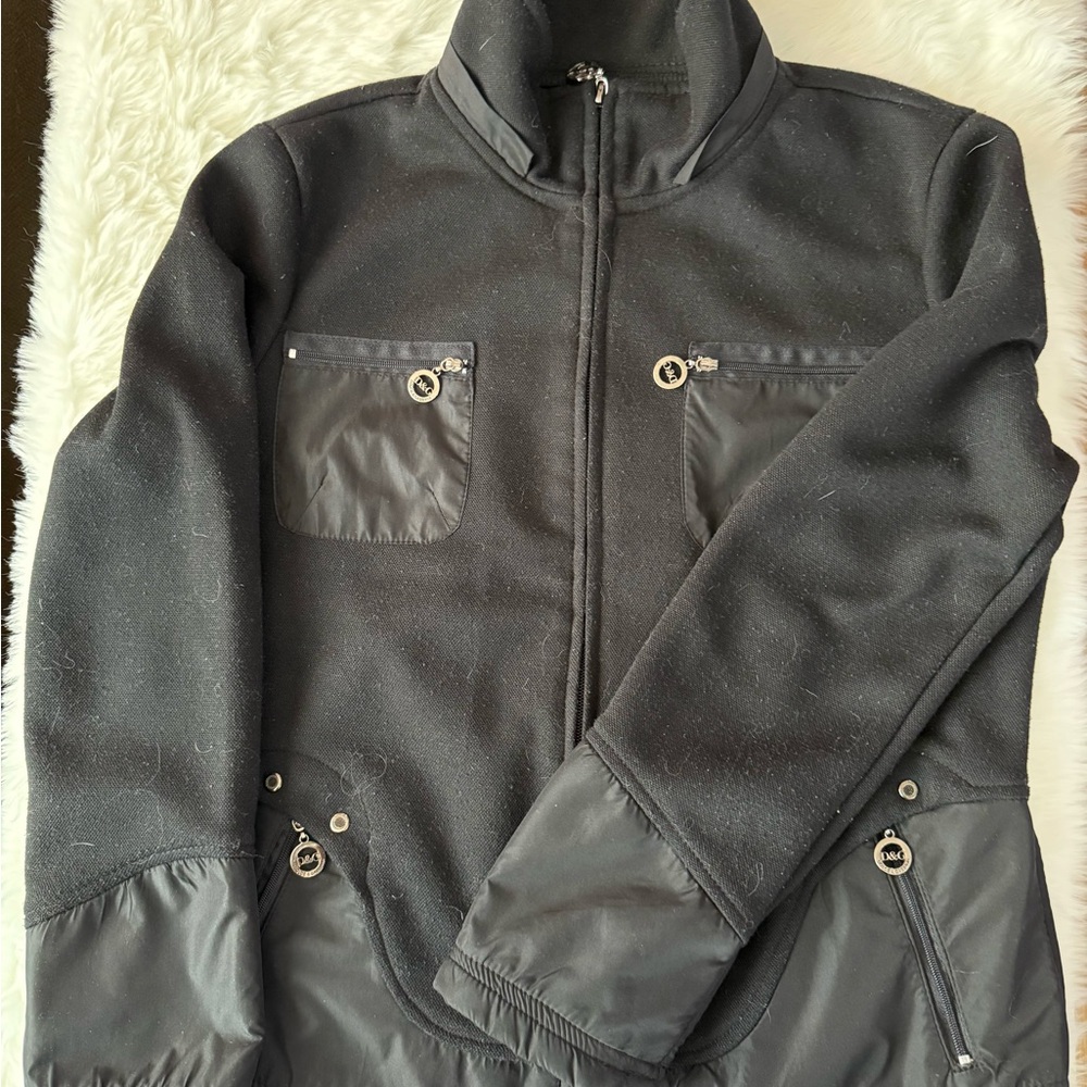 Women’s Black Jacket with Zipper Pockets